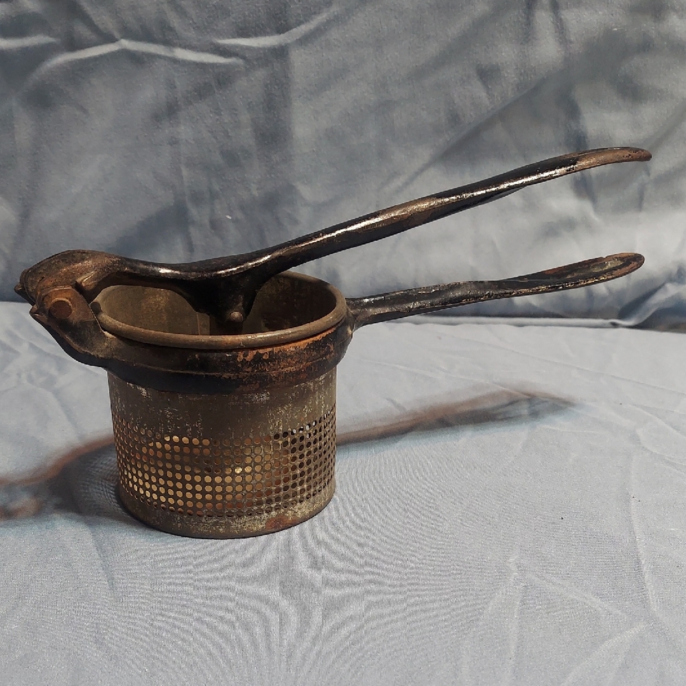 Vintage Metal Potato Ricer & Masher Press Rustic Farmhouse Kitchen Gadget Tool